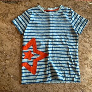 Mini Boden Appliqué T-shirt with star 9-10